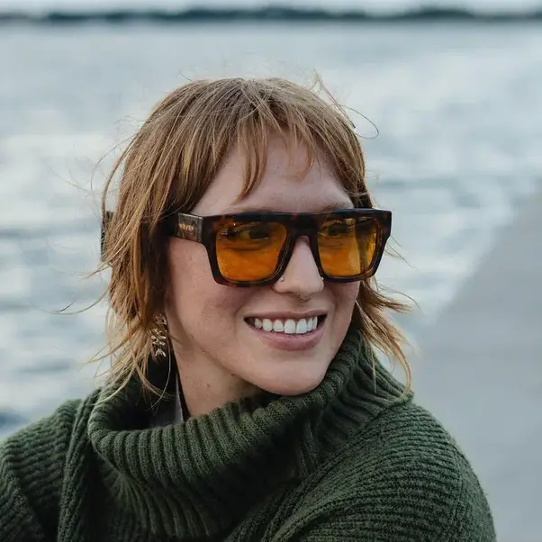 Neven Amar Polarized Sunglasses - Image 3